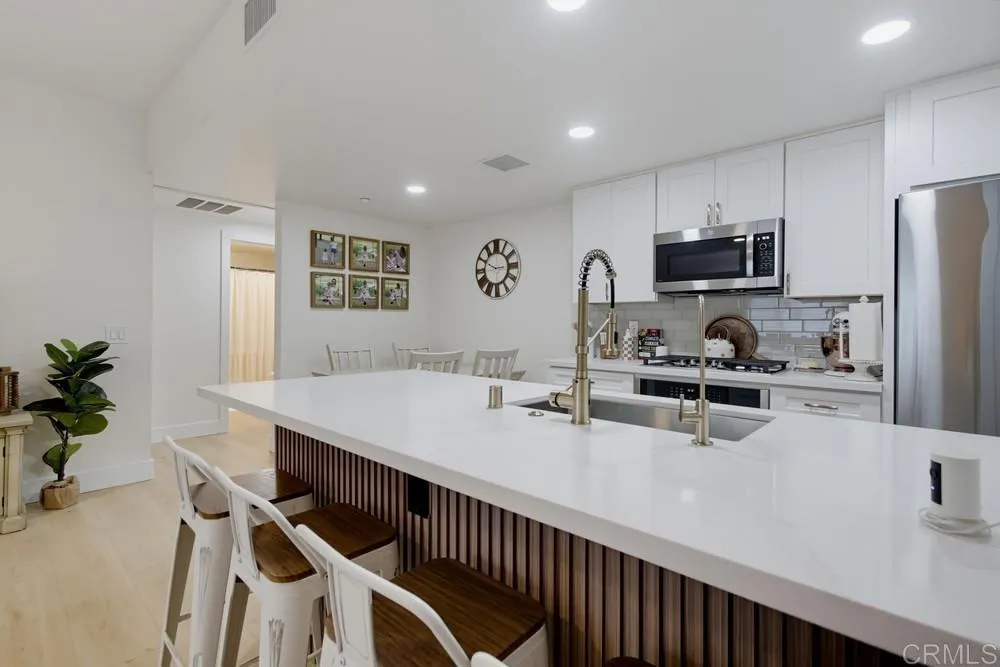 9728 Marilla Dr #106 Lakeside, CA 92040