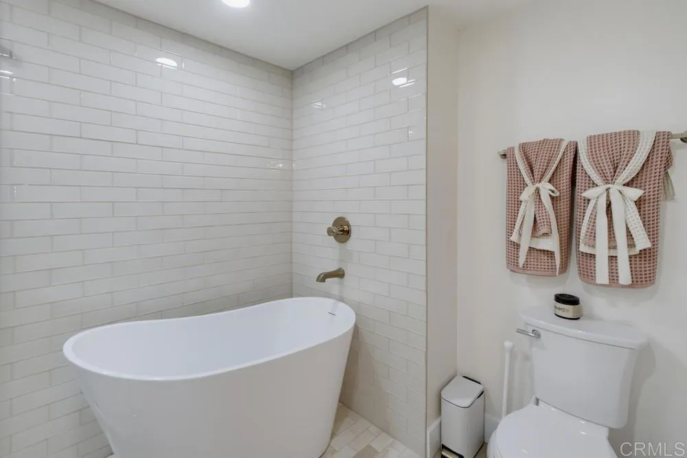 9728 Marilla Dr #106 Lakeside, CA 92040