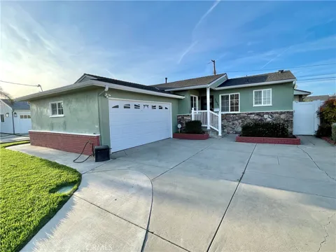 2049 W 185th Street