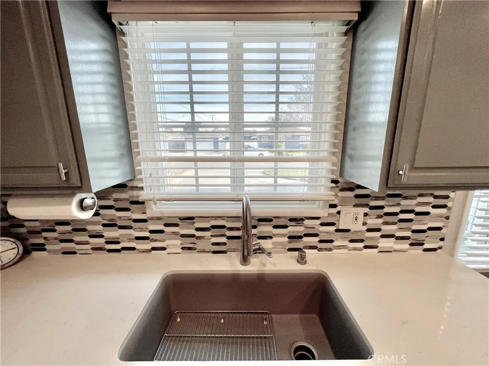 2049 W 185th Street Torrance, CA 90504