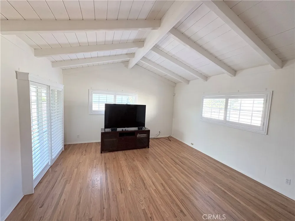 2049 W 185th Street Torrance, CA 90504