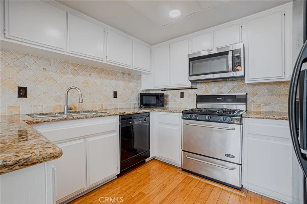 765 W 26th St #304 San Pedro, CA 90731