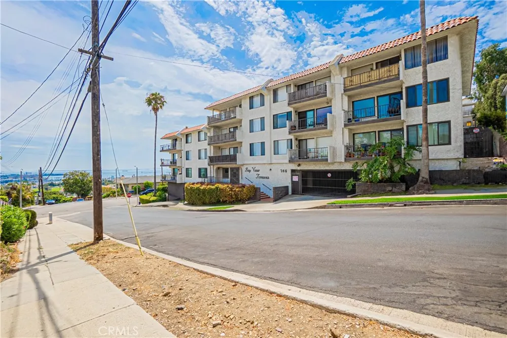 765 W 26th St #304 San Pedro, CA 90731