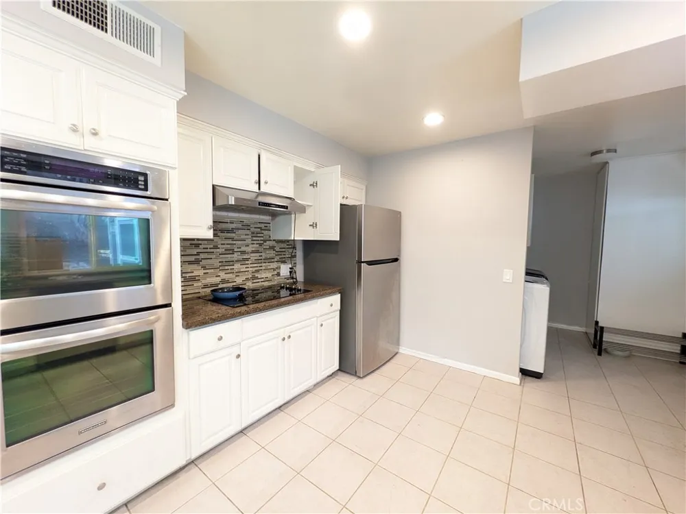 461 Rancheria Diamond Bar, CA 91765