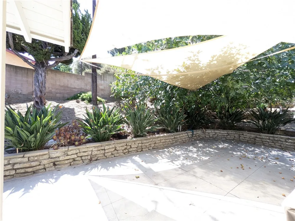 461 Rancheria Diamond Bar, CA 91765