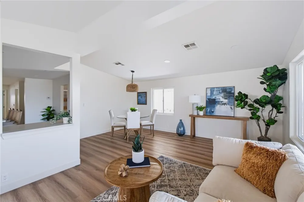 24303 Woolsey Canyon #65 West Hills, CA 91304