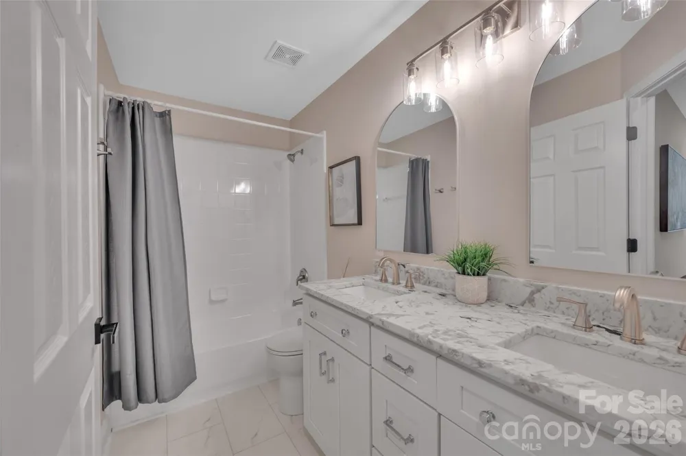 14611 Eastgrove Drive Pineville, NC 28134