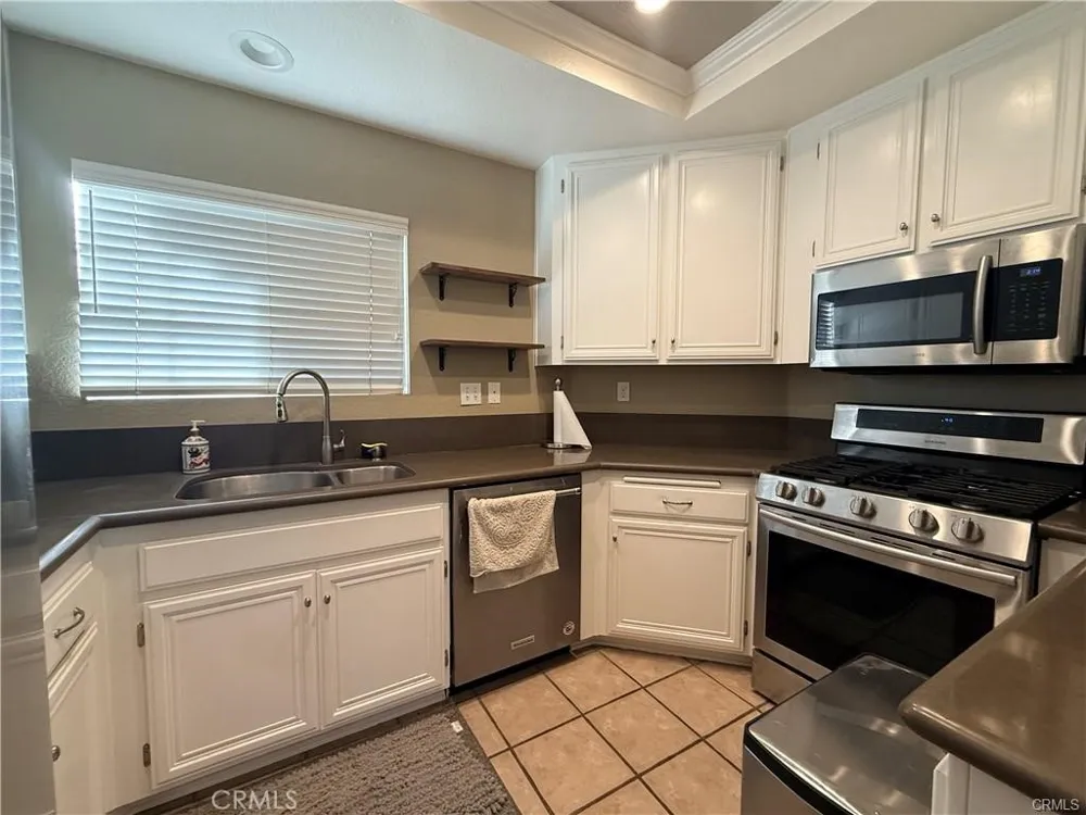 24337 Val Verde Court Laguna Hills, CA 92653