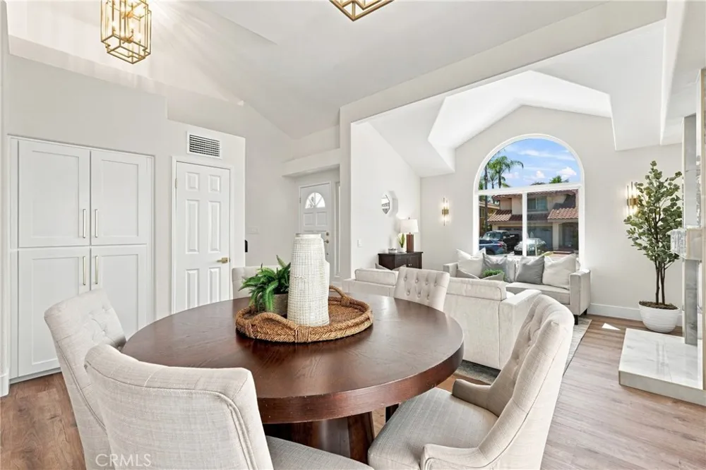 30062 Topsail Laguna Niguel, CA 92677