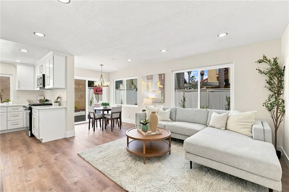 30062 Topsail Laguna Niguel, CA 92677
