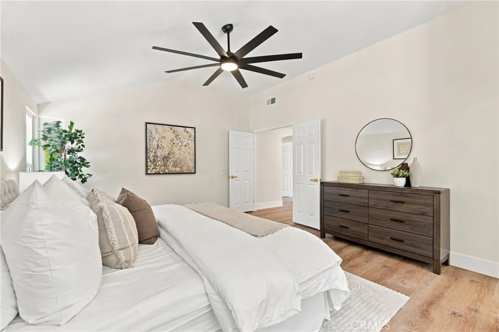 30062 Topsail Laguna Niguel, CA 92677