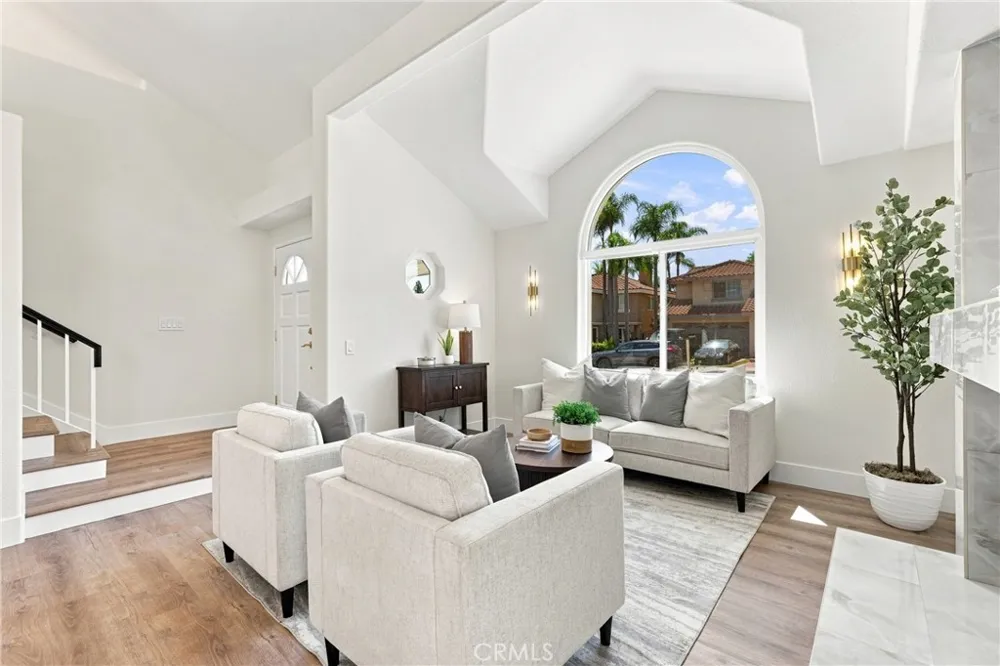 30062 Topsail Laguna Niguel, CA 92677