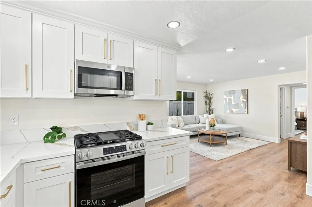 30062 Topsail Laguna Niguel, CA 92677