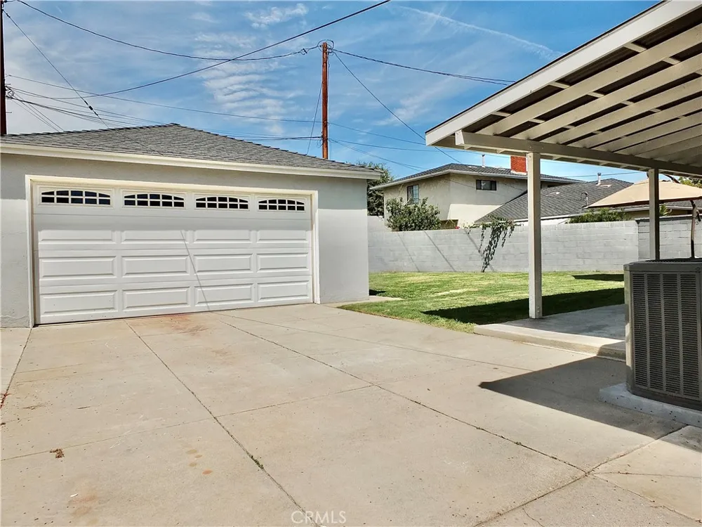 5455 E 29th Street Long Beach, CA 90815