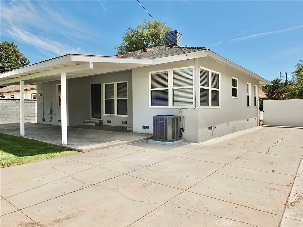 5455 E 29th Street Long Beach, CA 90815