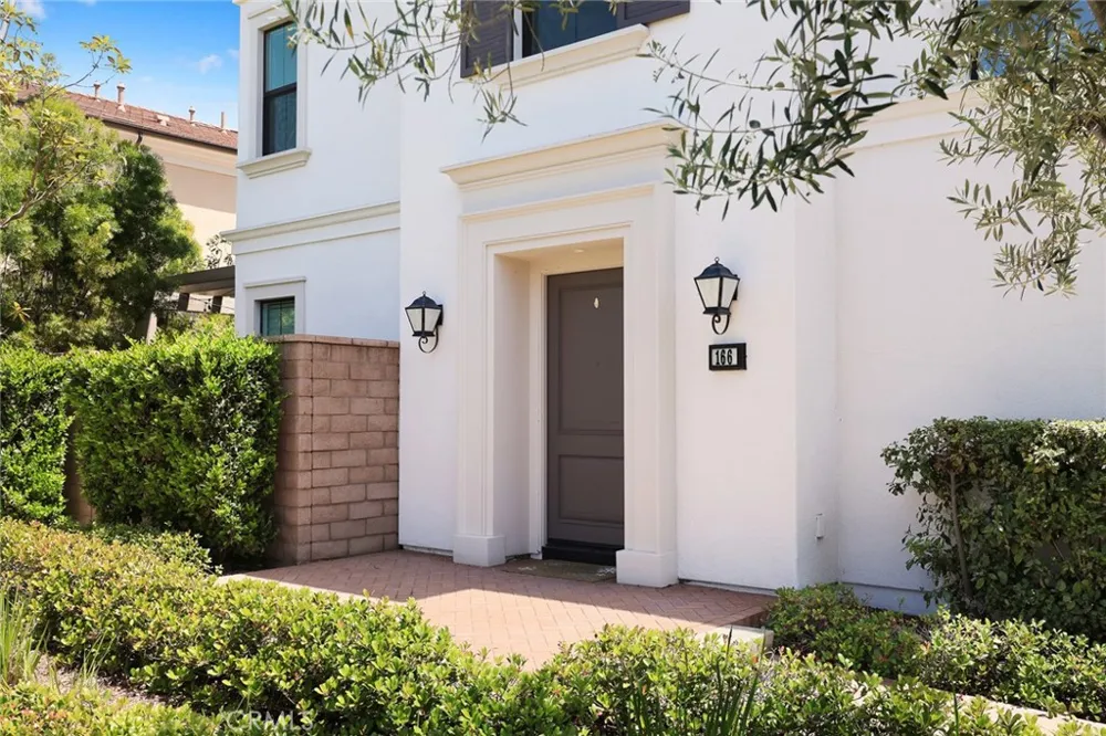 166 Working Ranch Irvine, CA 92602