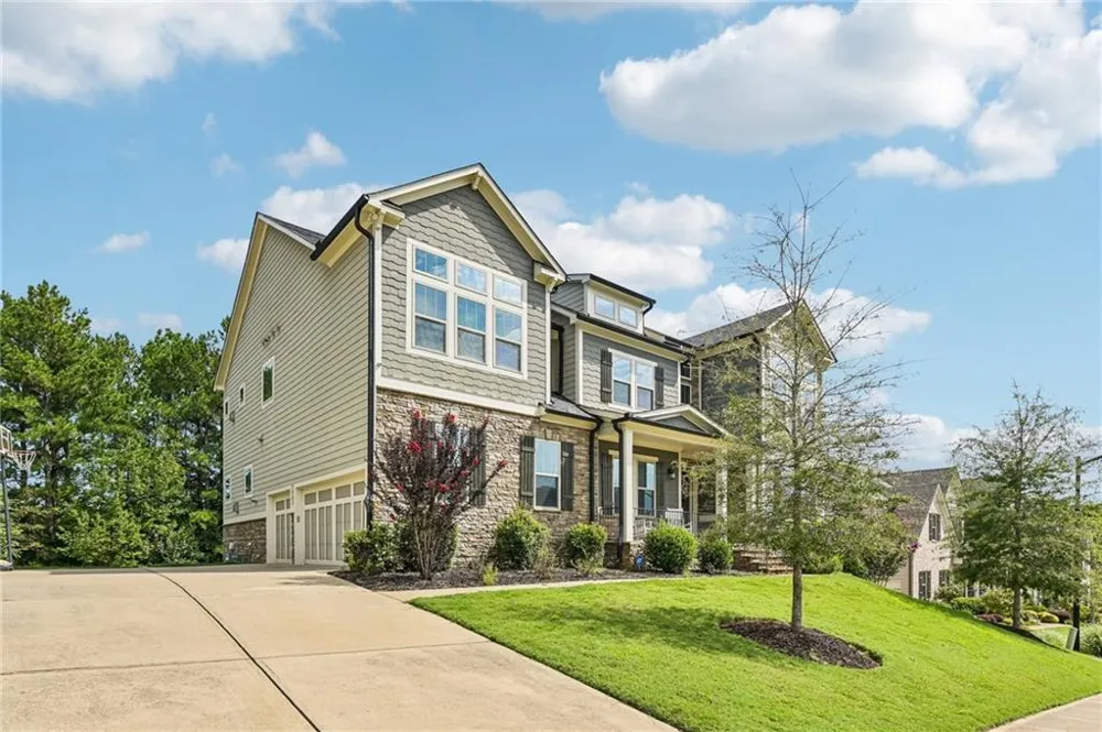 606 Taymack W Woodstock, GA 30188