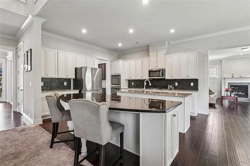 606 Taymack W Woodstock, GA 30188