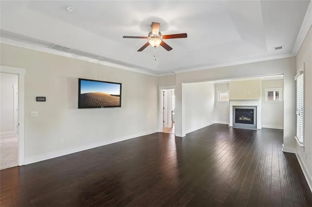 606 Taymack W Woodstock, GA 30188