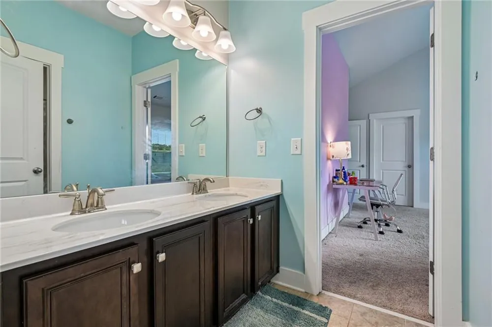 606 Taymack W Woodstock, GA 30188