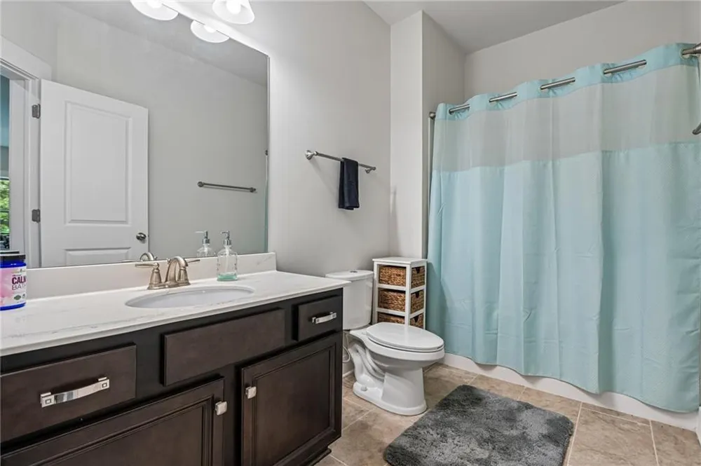 606 Taymack W Woodstock, GA 30188