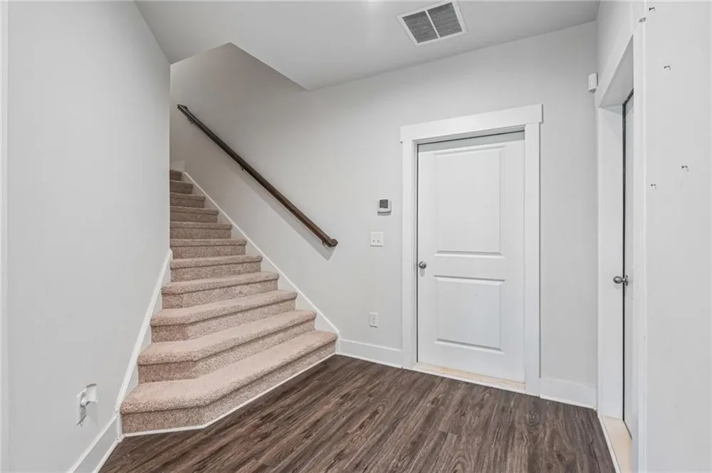 606 Taymack W Woodstock, GA 30188