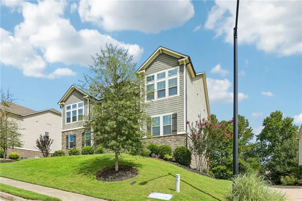 606 Taymack W Woodstock, GA 30188