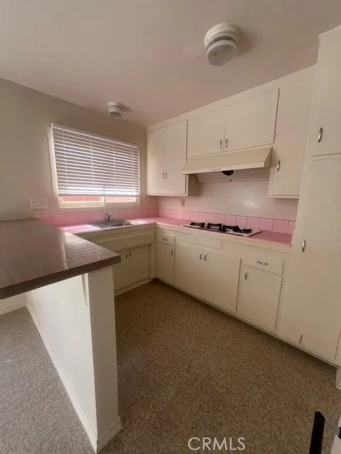 668 Center #B Costa Mesa, CA 92627