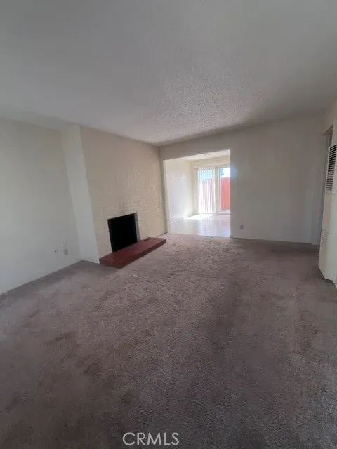 668 Center #B Costa Mesa, CA 92627