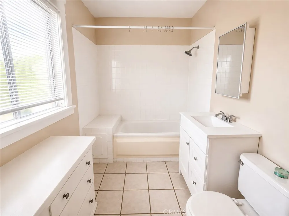 410 E Eagle Street Long Beach, CA 90806