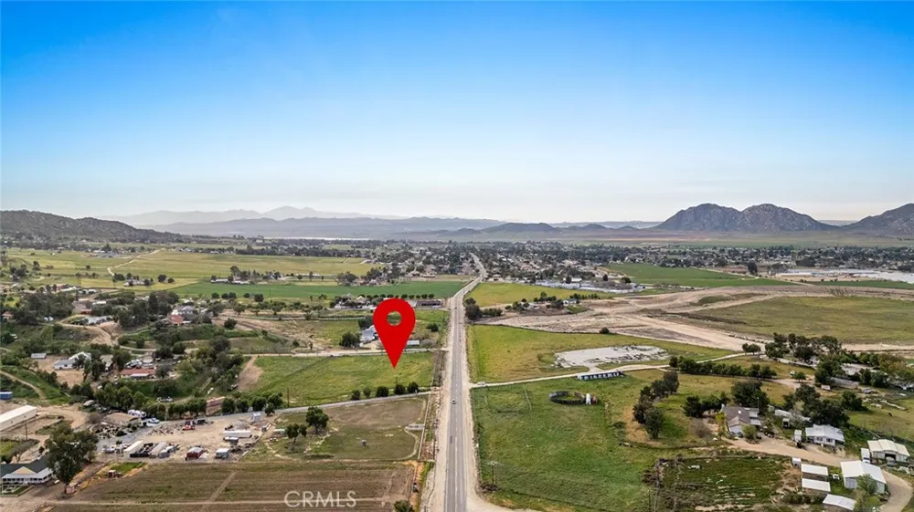 Contour Nuevo/Lakeview, CA 92567