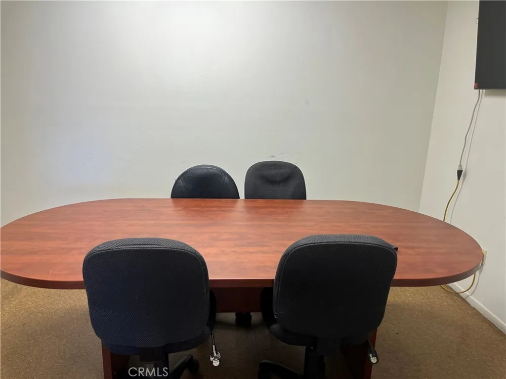 17306 Roseton Artesia, CA 90701
