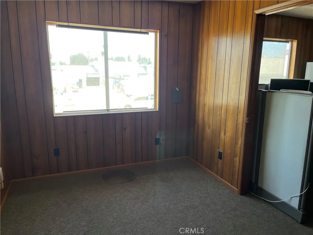 17306 Roseton Artesia, CA 90701