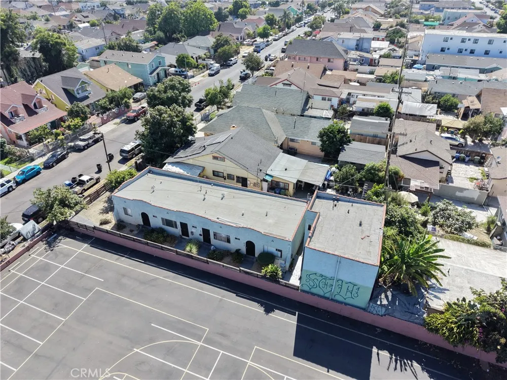 517 W 42nd Los Angeles, CA 90037