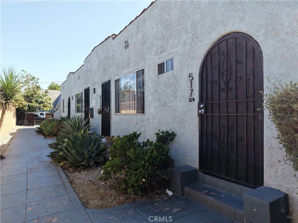 517 W 42nd Los Angeles, CA 90037