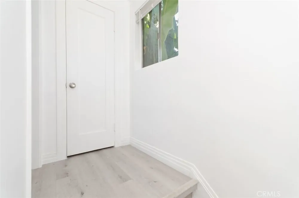 517 W 42nd Los Angeles, CA 90037