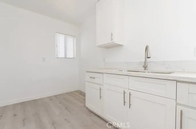 517 W 42nd Los Angeles, CA 90037
