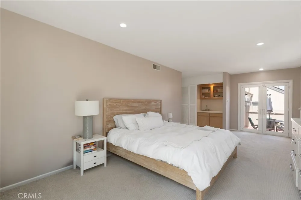 409 16th Street Manhattan Beach, CA 90266