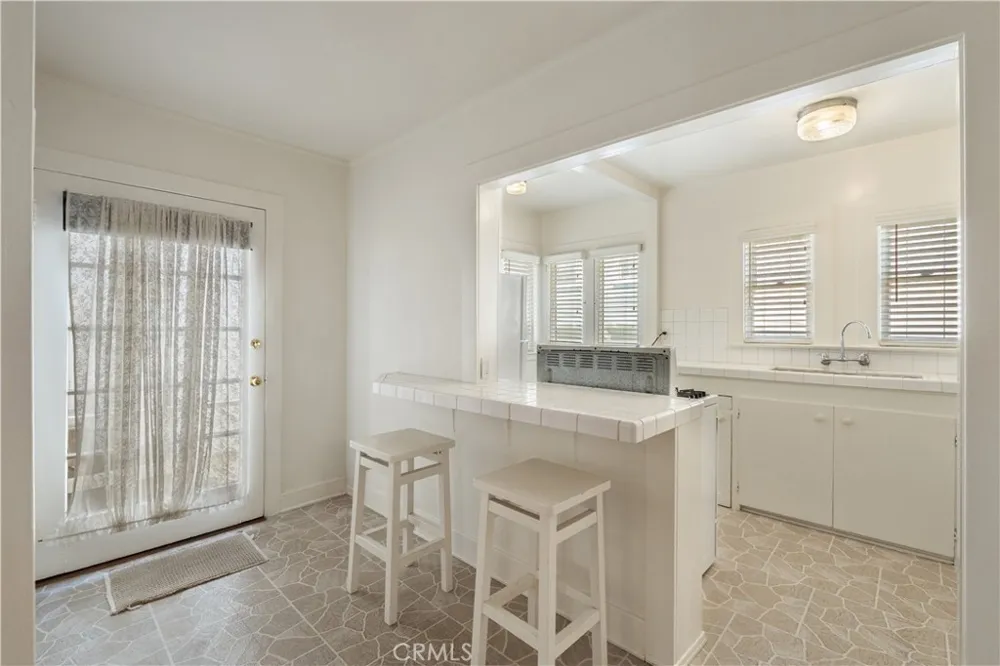 409 16th Street Manhattan Beach, CA 90266