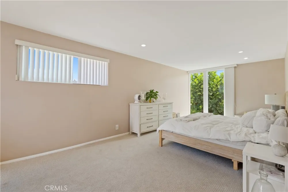 409 16th Street Manhattan Beach, CA 90266