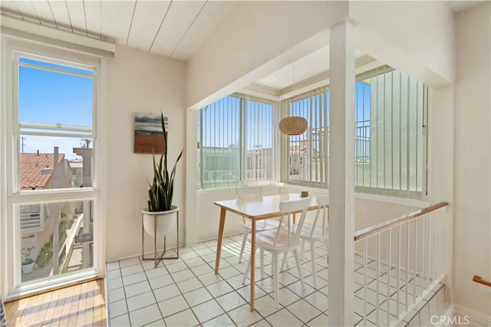 409 16th Street Manhattan Beach, CA 90266