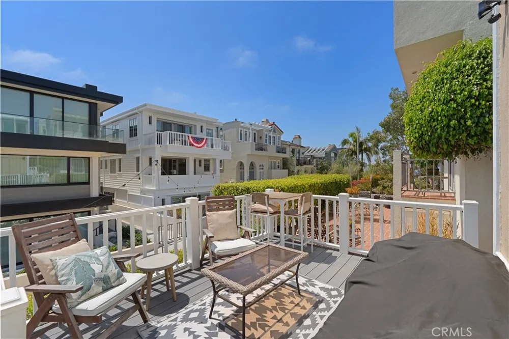 409 16th Street Manhattan Beach, CA 90266