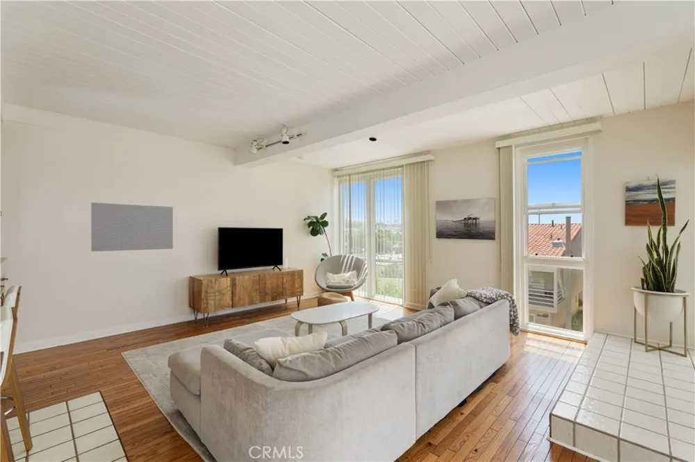 409 16th Street Manhattan Beach, CA 90266