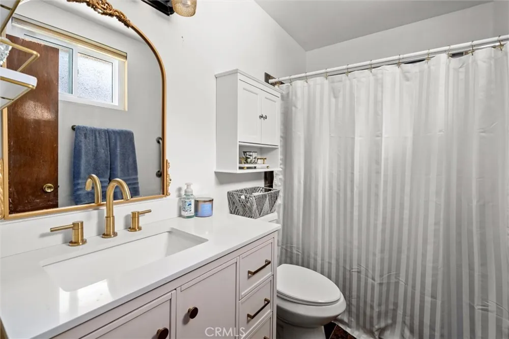 5435 Pinto Jurupa Valley, CA 92509