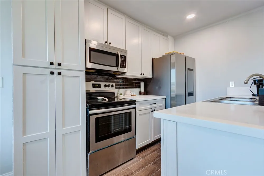 3734 S Canfield Ave #330 Los Angeles, CA 90034