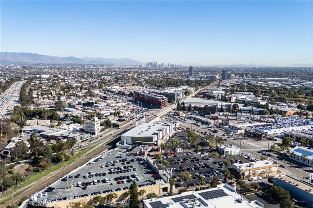 3734 S Canfield Ave #330 Los Angeles, CA 90034