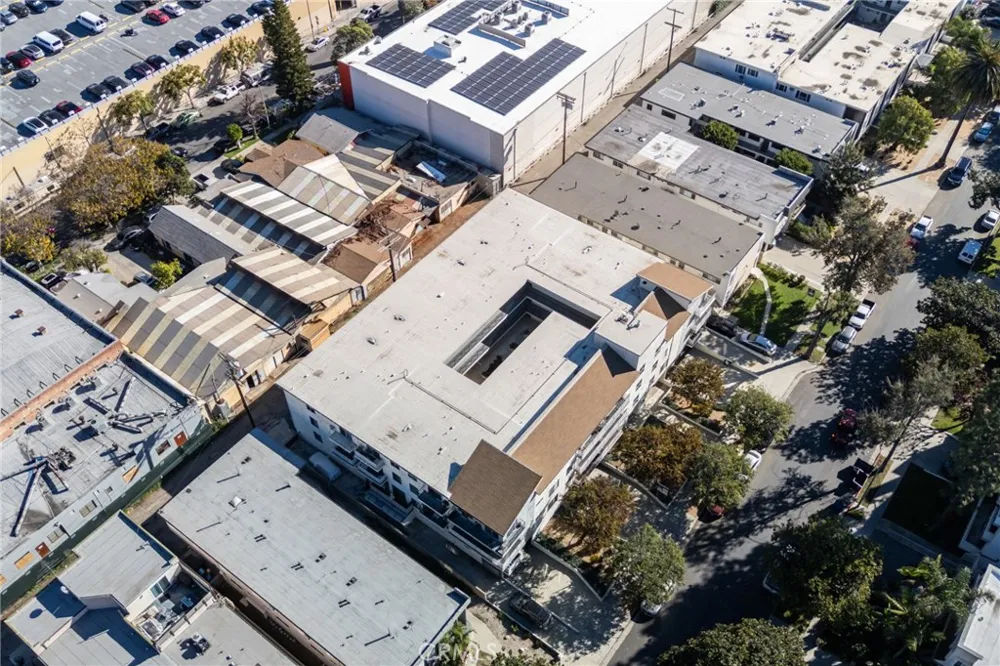 3734 S Canfield Ave #330 Los Angeles, CA 90034