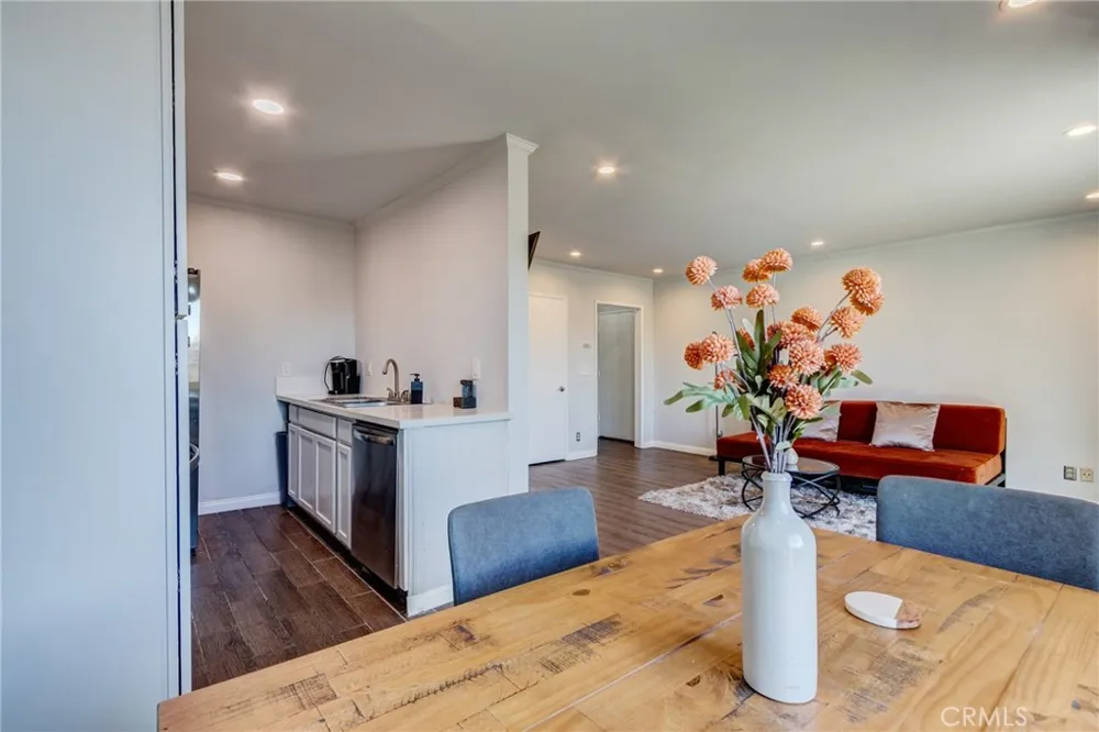 3734 S Canfield Ave #330 Los Angeles, CA 90034