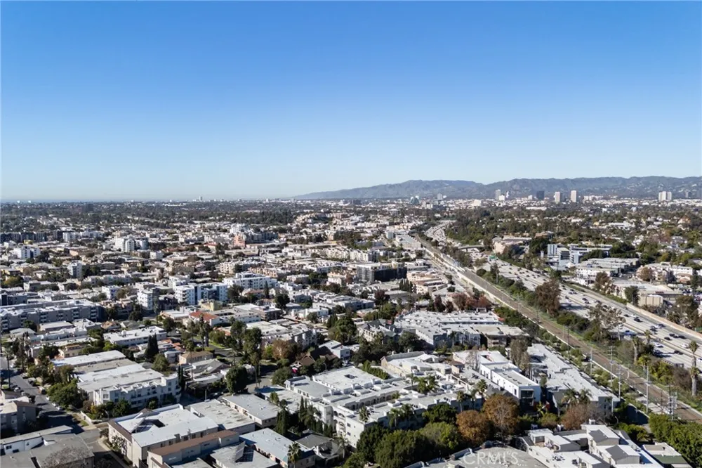 3734 S Canfield Ave #330 Los Angeles, CA 90034