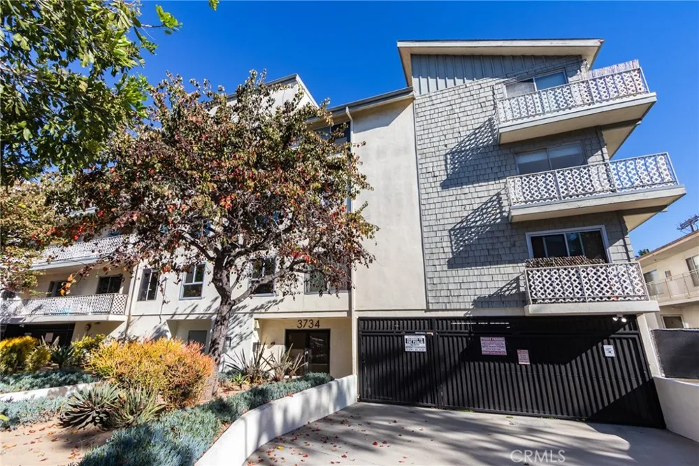 3734 S Canfield Ave #330 Los Angeles, CA 90034